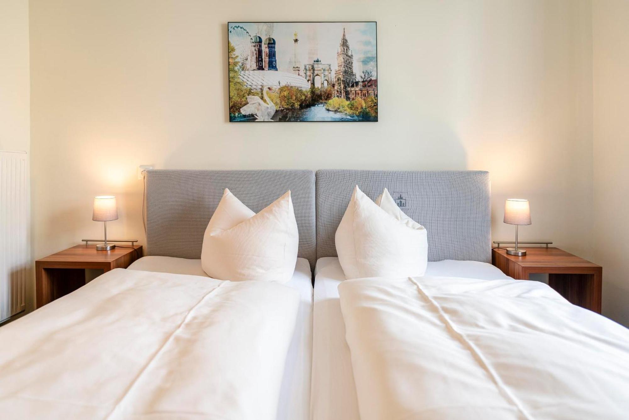 Hotel-Pension Am Siegestor München Ngoại thất bức ảnh